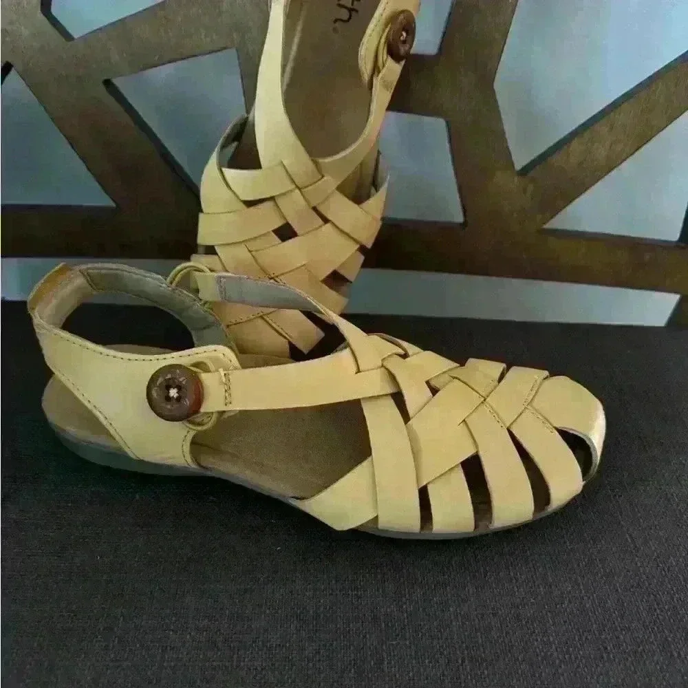 Earth Belita Sandals Women's 8M Yellow Leather Slingback Fisherman never wore